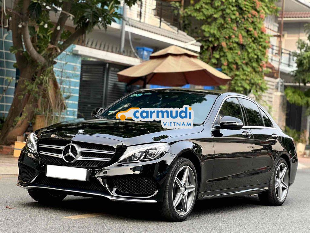 Mercedes C300 AMG Đỏ/Đen model 2017: Giá bán & khuyến mãi mới 1/2024